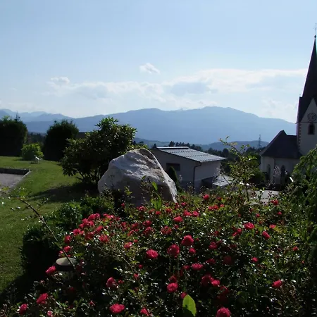 Konukevi Hotel-cafe-restaurant Matzelsdorfer Hof