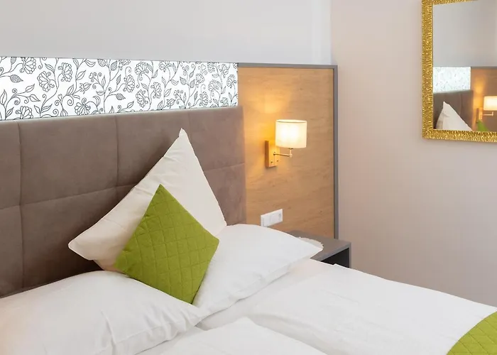 בית הארחה Hotel-cafe-restaurant Matzelsdorfer Hof 3*