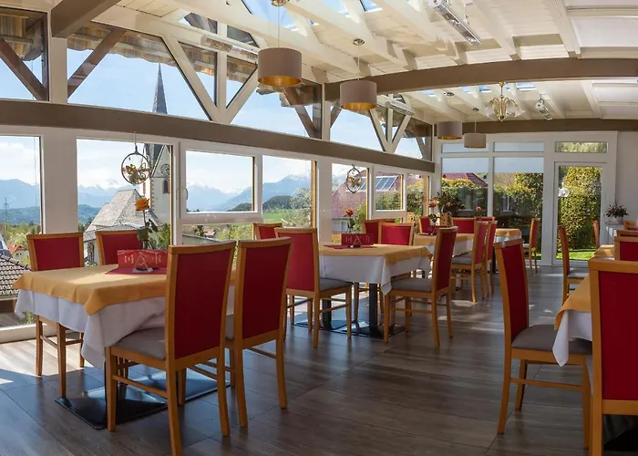 Hotel-cafe-restaurant Matzelsdorfer Hof בית הארחה