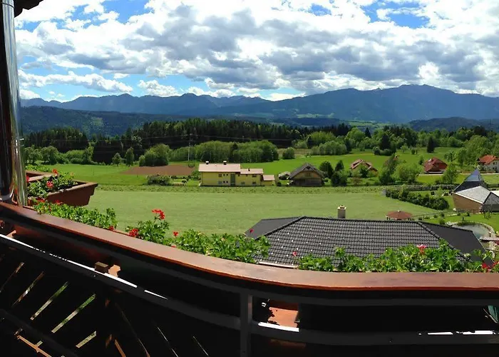 ホテル-カフェ-レストラン マッゼルスドルファー ホフ ゲストハウス 3*